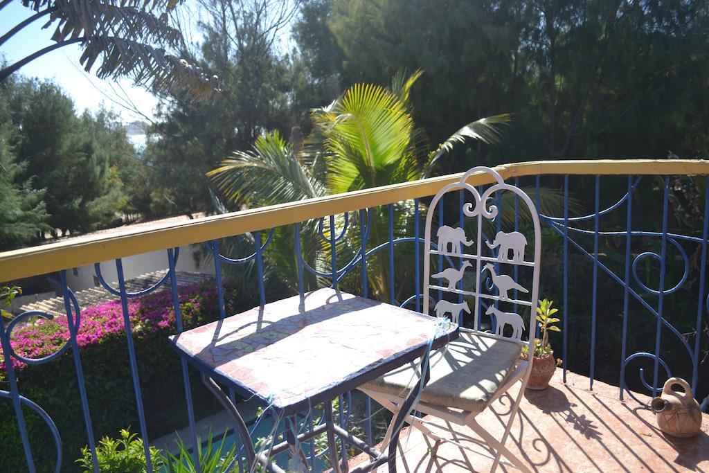 Fabuleuse Villa Keur Bibou Dakar Buitenkant foto